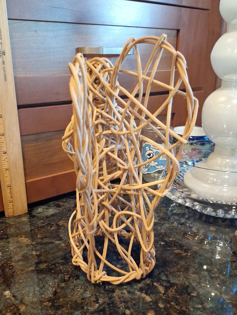 Wicker Angel With Wreath